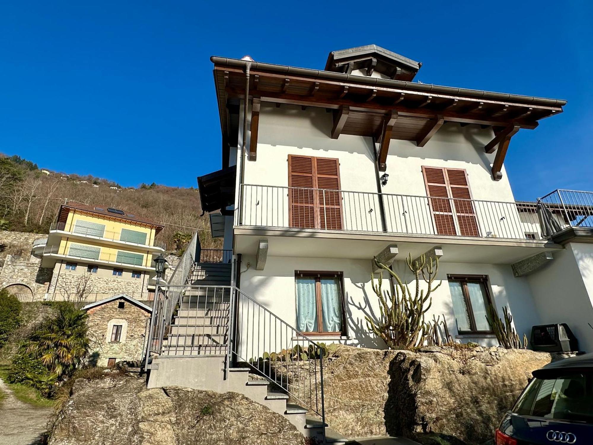 Casa Vista Castelli Apartment Cannobio Ngoại thất bức ảnh