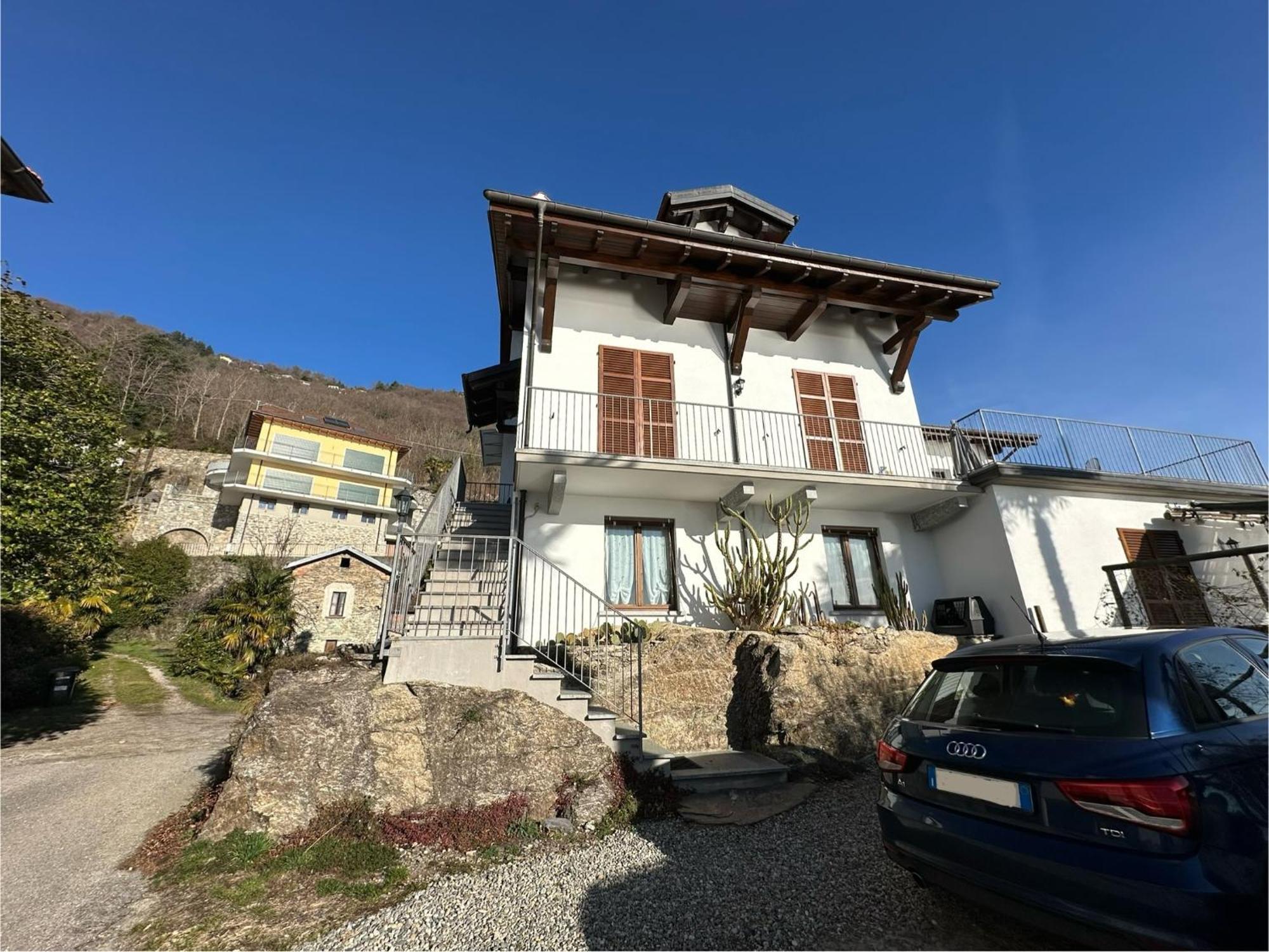 Casa Vista Castelli Apartment Cannobio Ngoại thất bức ảnh